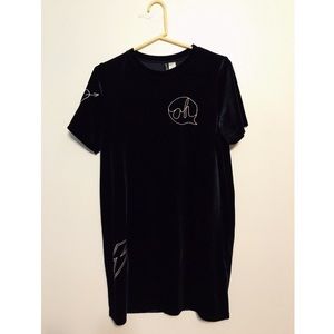 Non form fitting t shirt dress